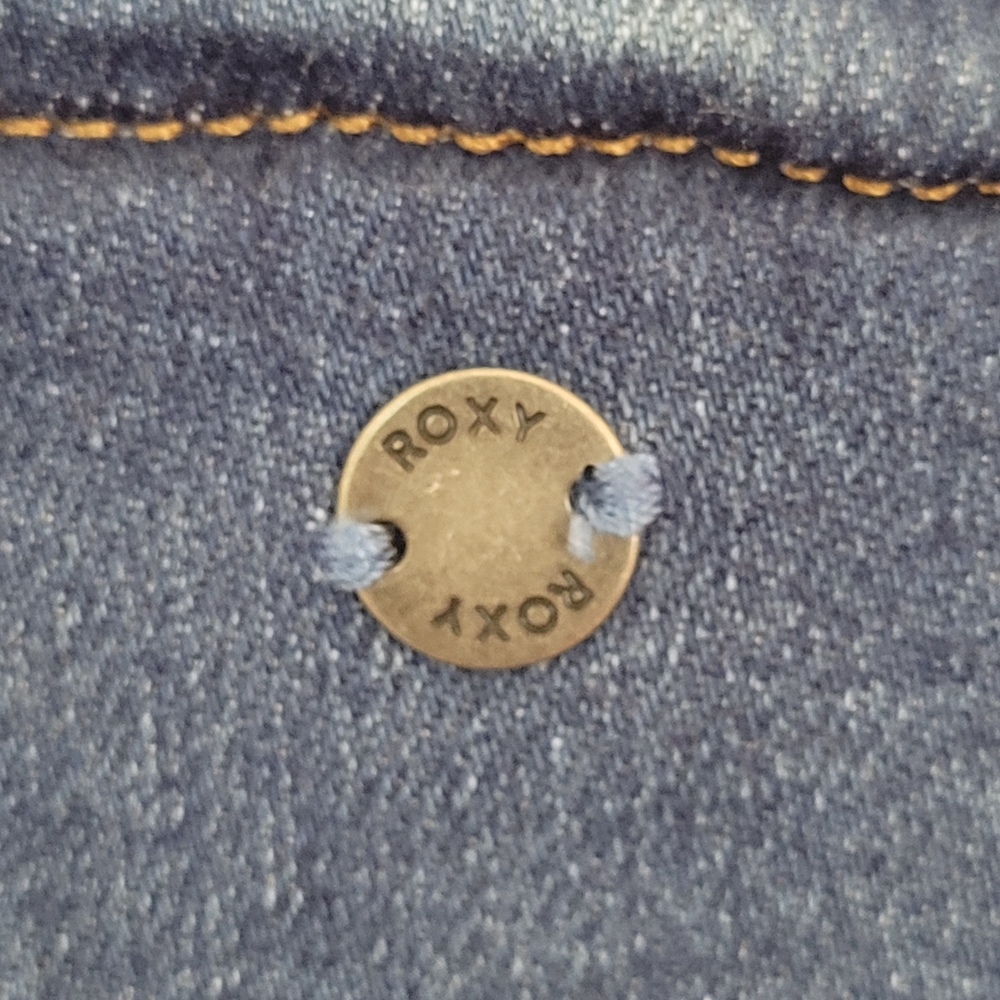 Roxy Stretch Denim Button Front Mini Jean Dress Beach Festival Boho Cottagecore - Picture 9 of 10